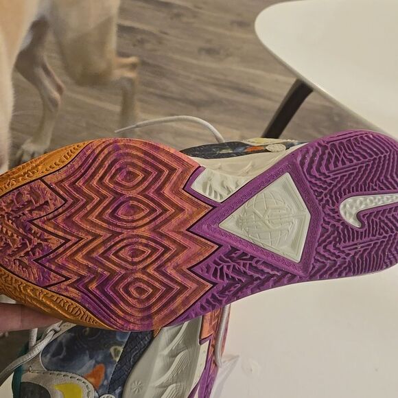 Nike kyrie 8 mens shoe size 11.5 - Picture 8 of 10